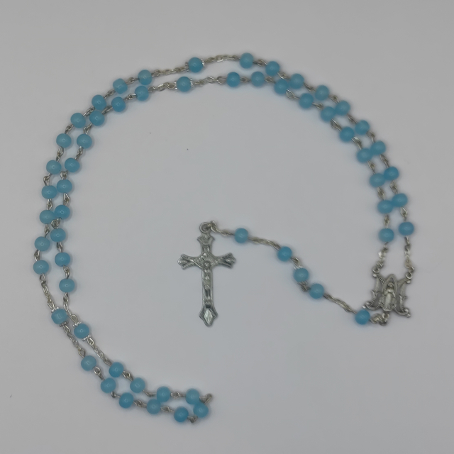 rosario Virgen del la Milagrosa con Medalla de la Virgen María Auxiliadora y de la Virgen Milagrosa, Crucifijo de Cristro crucificado