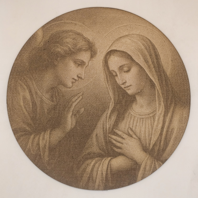 El grabado representa la escena de la encarnación del hijo de Dios, La Anunciación - primer plano