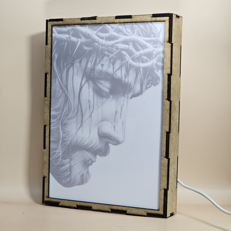 Lámpara con doble imagen  (Nuestro Señor Jesucristo), vista apagada, se esconde la imágen de atras.