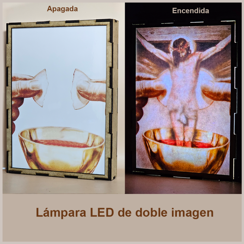 Lámpara con doble imagen el Quinto misterio doloroso La crucifixión y muerte de nuestro señor Jesucristo (Nuestro Señor Jesucristo), vista apagada y encendida, donde se revela la ilustración completa al encender la luz LED.