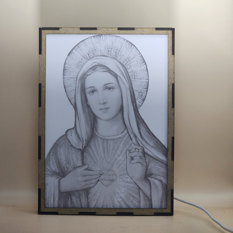 Lámpara con doble imagen  (La Virgen María, Inmaculado Corazon de María), vista apagada, se esconde la imágen de atras.