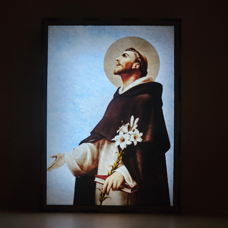 Lámpara LED de Santo Domingo de Guzmán con hábito dominicano, libro y lirios - Galeria