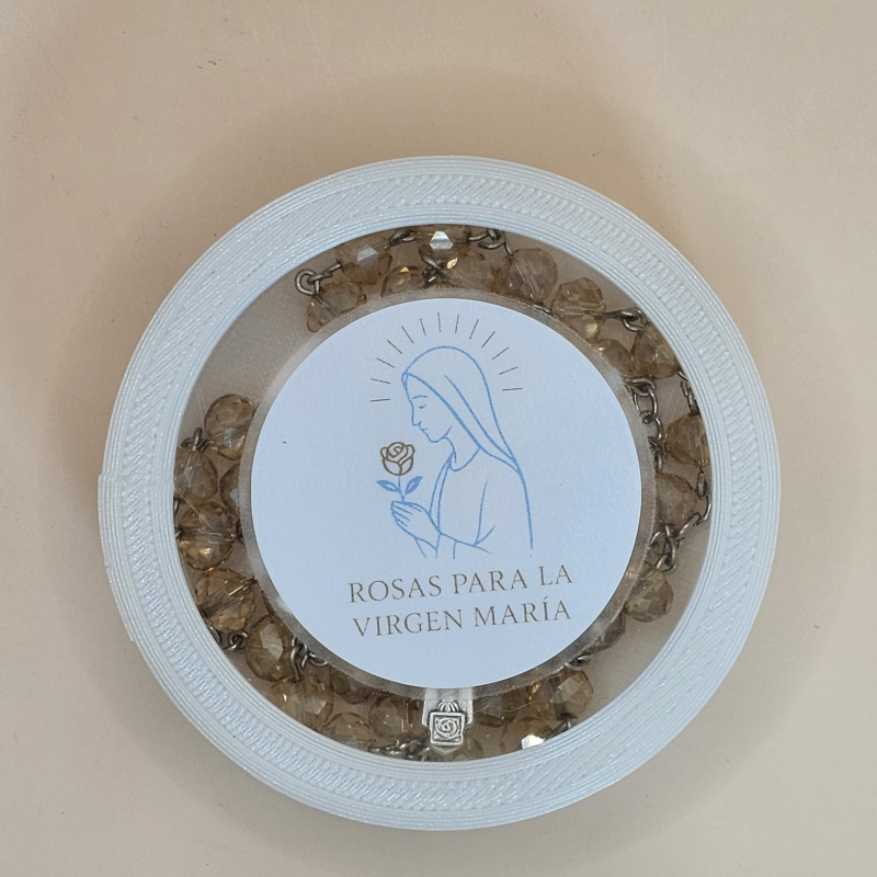 Incluye caja circular para su almacenamiento