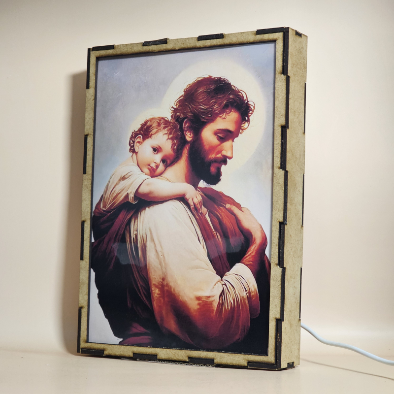 Lámpara con doble imagen  (San José Protector), vista apagada, se esconde la imágen de atras.