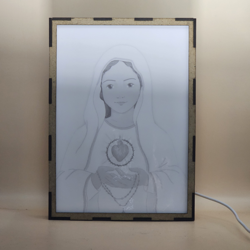 Lámpara con doble imagen  (La Virgen María, Inmaculado Corazon de María), vista apagada, se esconde la imágen de atras.