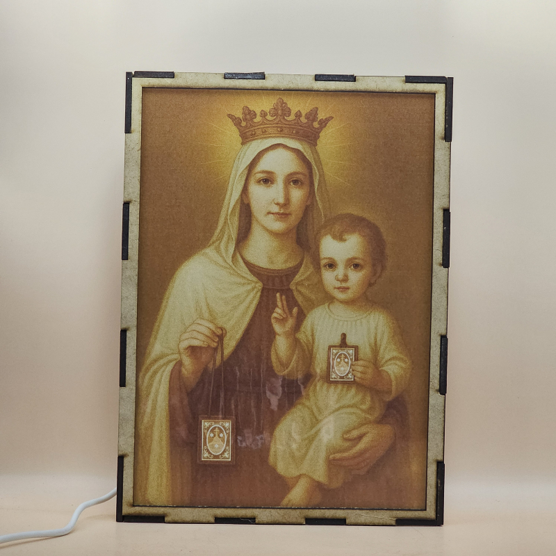 Lámpara con doble imagen  (Virgen del Carmen), vista apagada, se esconde la imágen de atras.