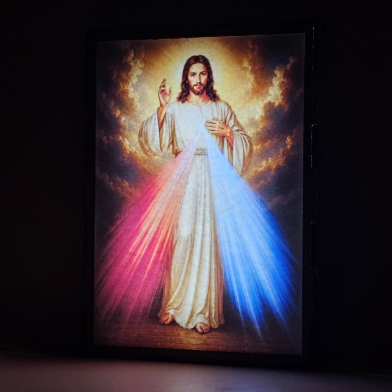 Lámpara LED de Jesús de la Divina Misericordia con rayos rojo y azul - Galeria