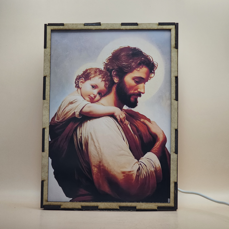 Lámpara con doble imagen  (San José Protector), vista apagada, se esconde la imágen de atras.