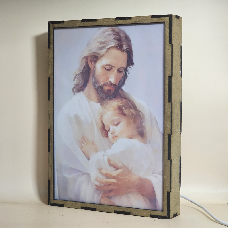 Lámpara con doble imagen  (Nuestro Señor Jesucristo), vista apagada, se esconde la imágen de atras.