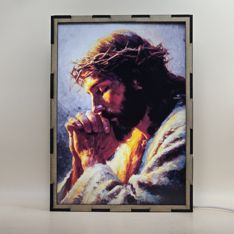 Lampara de Jesús en oración con corona de espinas - Galeria